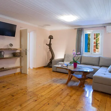 Markem Apartment